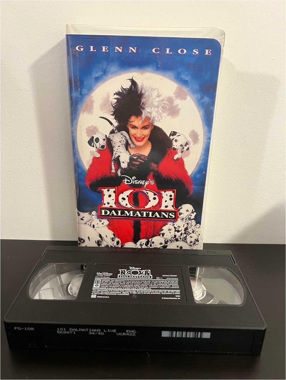 Disney’s 101 Dalmatians VHS Glenn Close Live Action Movie